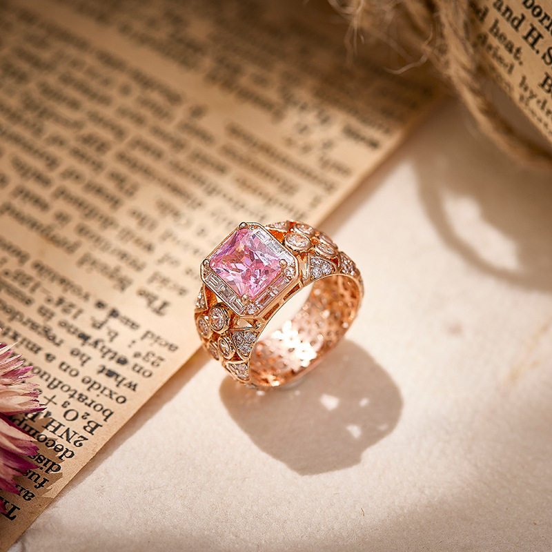 แหวนแฟชั่นคอลเลคชั่นดีไซเนอร์ส - Vintage Collectible Jewelry บทวิจารณ์และราคา